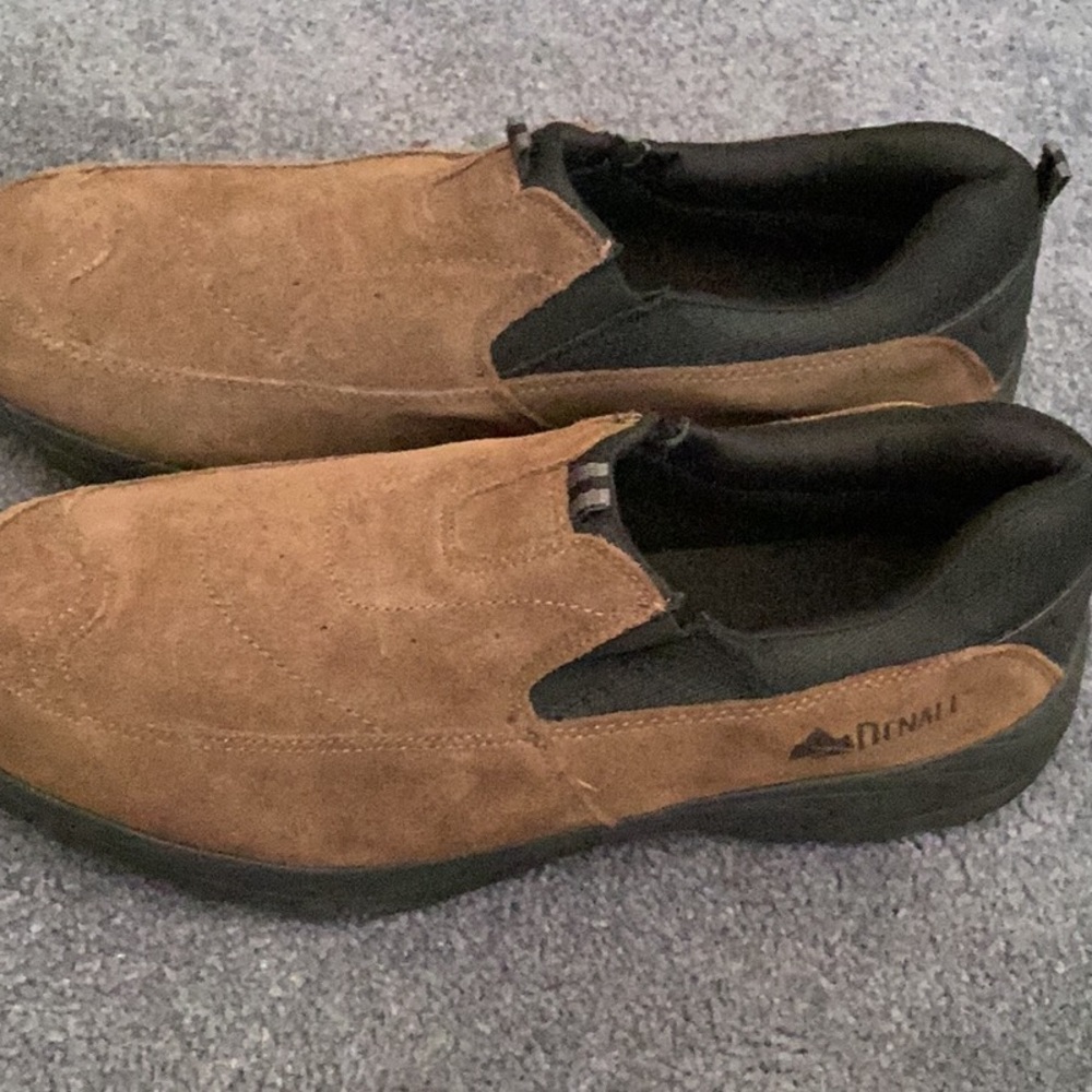 Denali Mens 11.5 Brown Black Leather Slip On Outdoor Hiker Casual Shoes